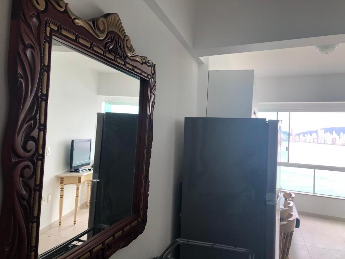 Apartamento Internacional - Frente Para O Mar - 2102
